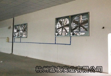 车间安装负压风机图片