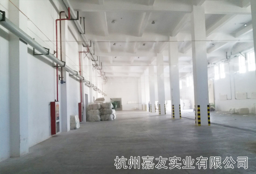 分级室安装高压喷雾加湿器